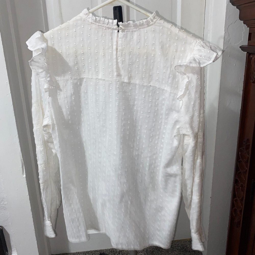 Blouse - Picture 2 of 3